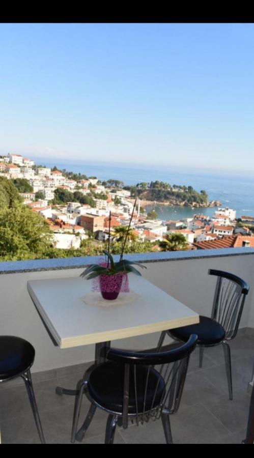 Apartments Hillside Ülgün Dış mekan fotoğraf